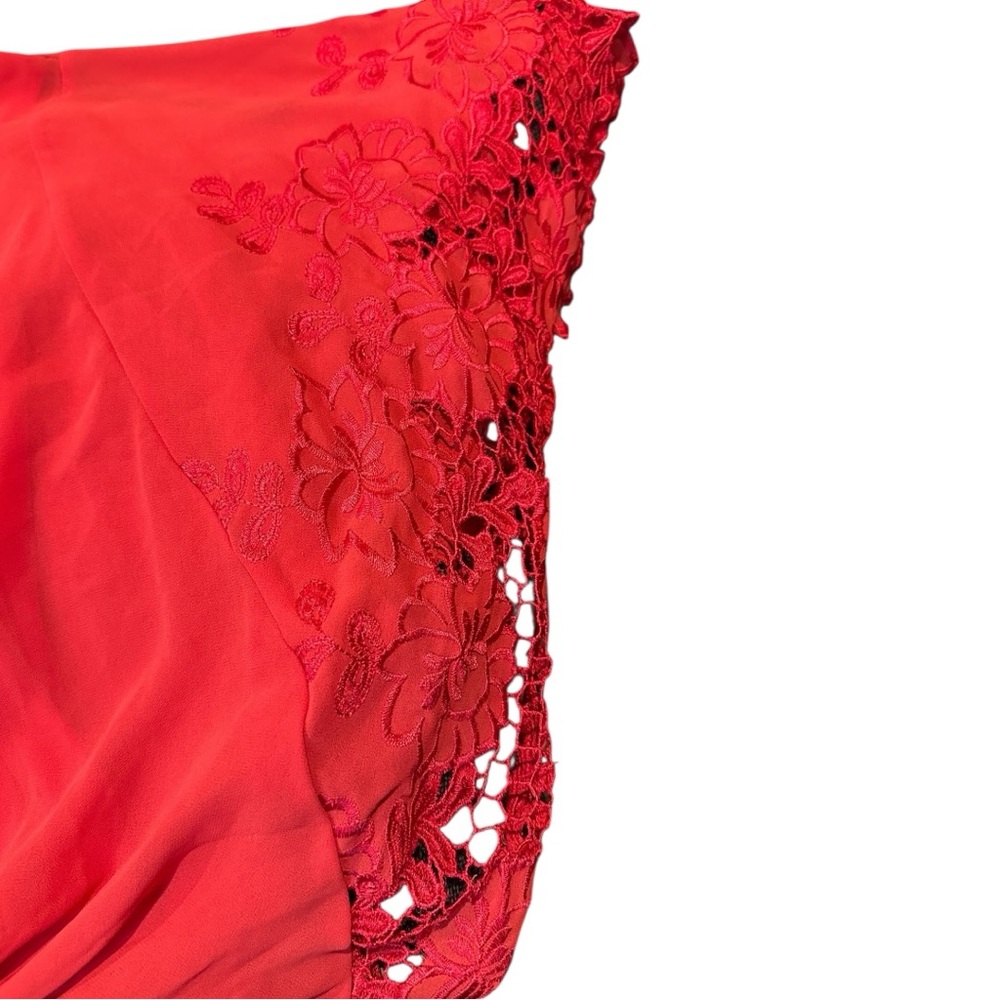 XOXO Scarlet Blouse with Elegant Lace Detail EUC - Picture 7 of 9